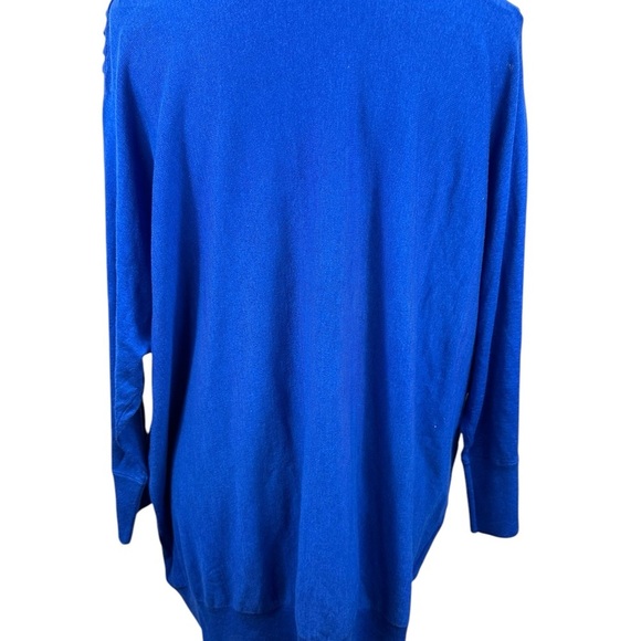 ⭐️ Host Pick ⭐️ Michael Kors Royal blue sweater with gold chain details size 1X - Picture 4 of 12